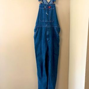 Dickies Big Boy Denim Bib Overall. Size Large. Smoke free household.